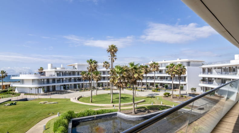 Exclusivo apartamento con vistas espectaculares al mar